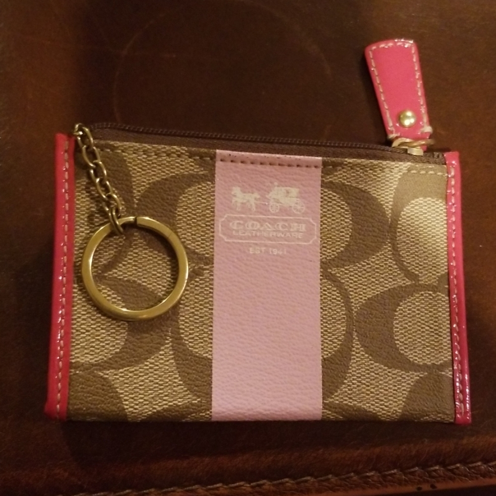 Coach "C" Mini Wallet with Bag Charm Ring - Picture 3 of 6